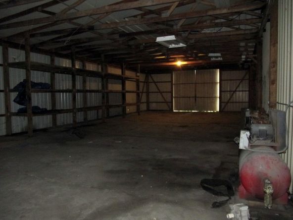 110 W Oak St, Benld, IL 62009
